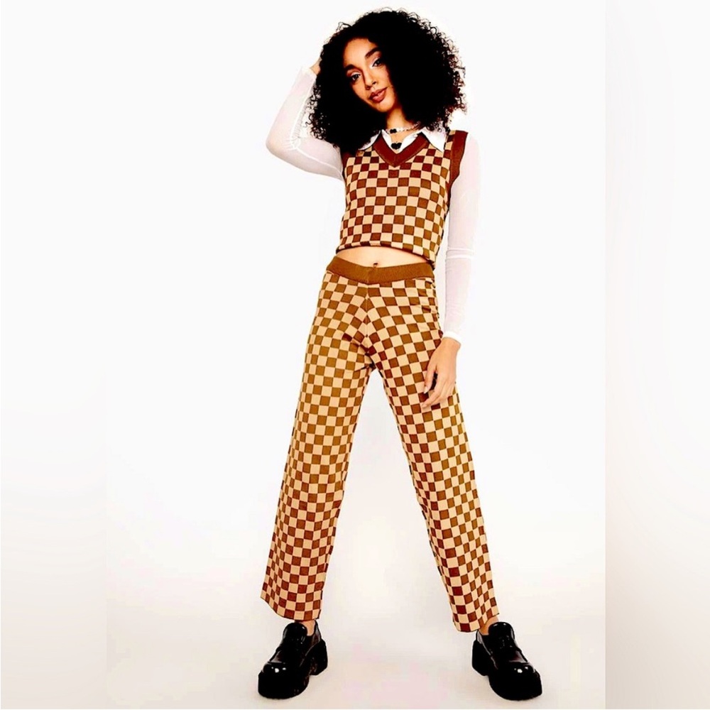 Daisy Street Checkered Women's Pants - Picture 3 of 6